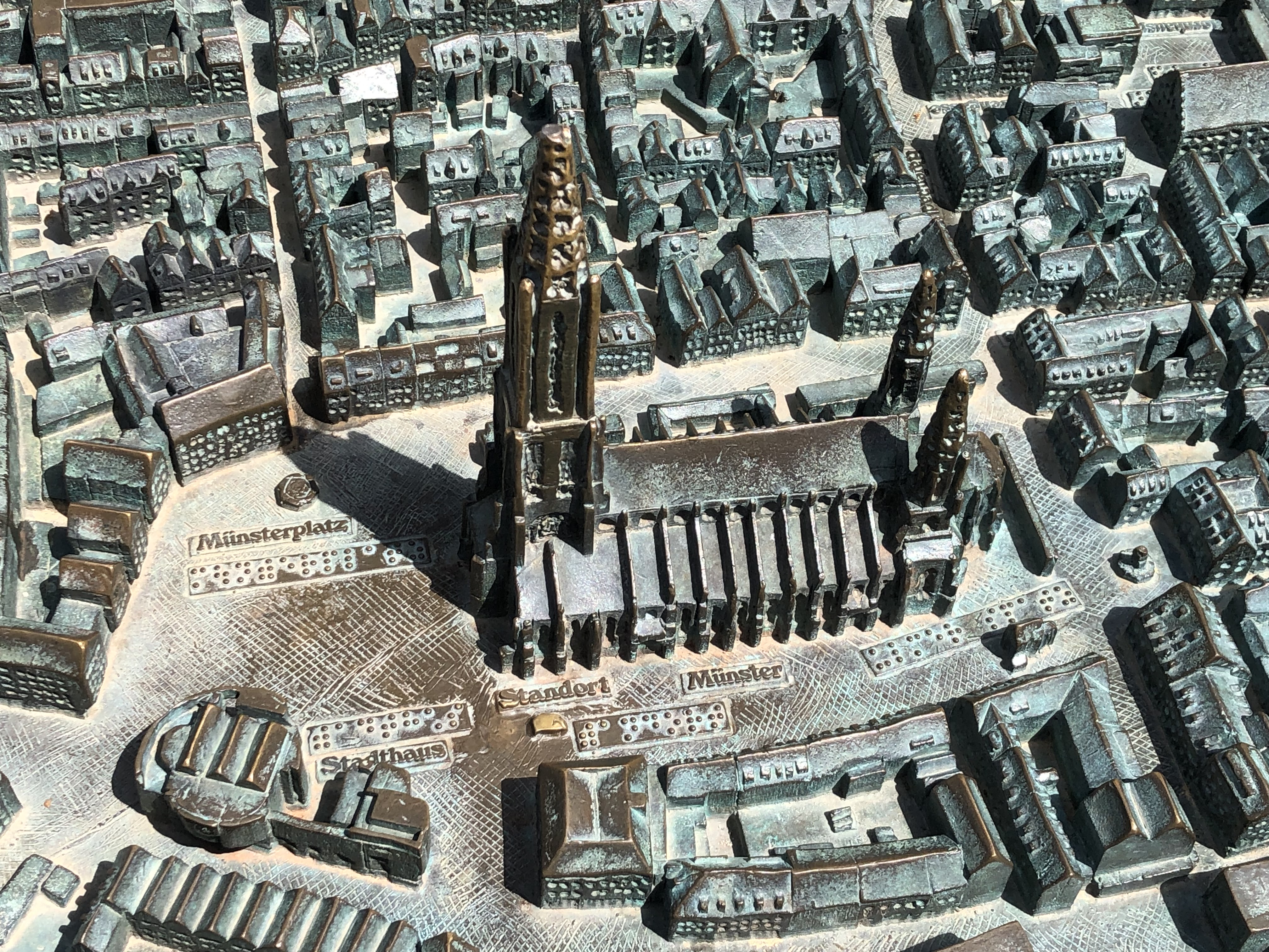 Modell der Ulmer Innenstadt aus Bronze